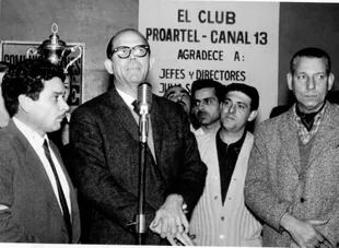 Goar Mestre llegó a la Argentina con 48 años. En 1960, a partir de la fusión de Río de la Plata TV (liderada por Luis Massa) y su productora Proartel (Producciones Argentinas de Televisión), fundó Canal 13. Al mismo tiempo, se convirtió en el primer presidente del canal.