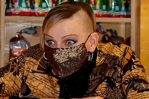 Princesa punk: Charlene de Mónaco lució un radical cambio de look en un acto