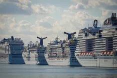 La batalla por los mares: los gigantes de la industria de cruceros vs. las autoridades sanitarias de EE.UU.