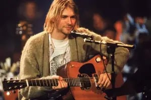 Kurt Cobain: subastaron la guitarra que usó en el MTV Unplugged a precio record