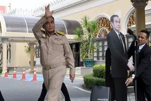 El primer ministro tailandés, Prayut Chan-o-cha, convocó a elecciones para marzo tras cuatro años de gobierno militar