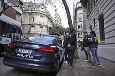 Investigan la actuación de los custodios que debían proteger a Cristina Kirchner