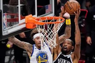 Kevin Durant se mostró recuperado de su lesión y tuvo un regreso estelar en la NBA con Brooklyn