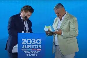 El presidente de la Conmebol afirmó que los primeros partidos del Mundial 2030 serán en la Argentina, Uruguay y Paraguay