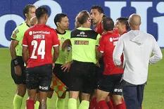 Arde Independiente: insultos y un intento de agresión al árbitro tras la derrota