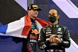 La insólita propuesta de un expiloto para cambiar el final de la pelea Verstappen-Hamilton