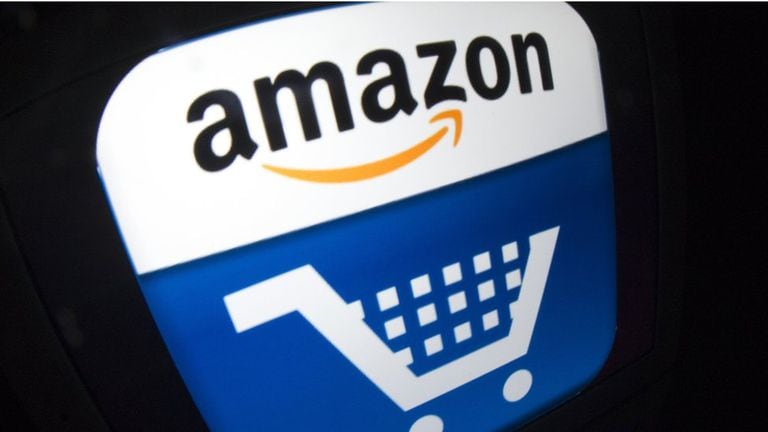No es la primera vez que Amazon se mete en problemas por vender productos cuestionables.