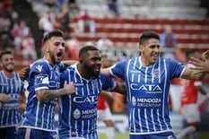 Superliga: Godoy Cruz le ganó 2-1 a Argentinos y alcanzó a Boca en la punta