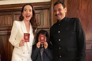 Natalia Oreiro y su hijo Merlín Atahualpa recibieron la ciudadanía rusa (Foto: Instagram/@nataliaoreirosoy)