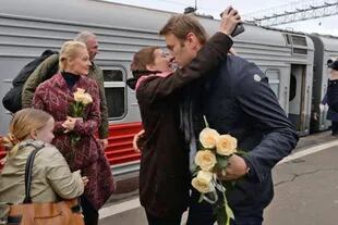 El primer juicio de Navalny lo obligaba a viajar constantemente a Kirov, a 12 horas en tren desde Moscú.
