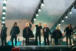 León Gieco, el gran invitado de Roger Waters en su segundo show en La Plata