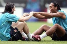 El cálido saludo de Lionel Messi a su amigo Ronaldinho por la muerte de su madre