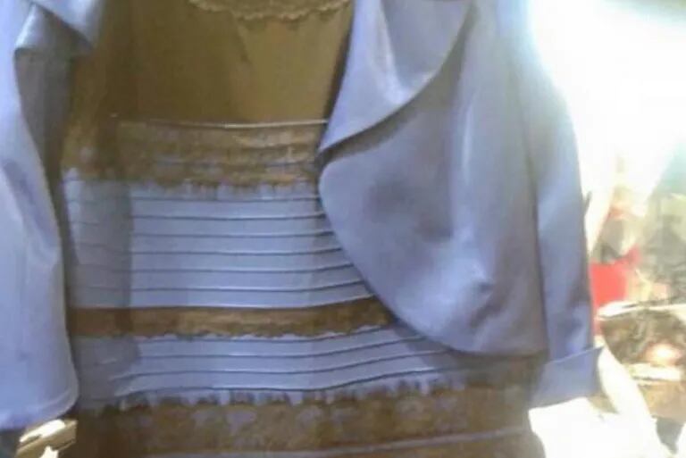 Por qué el vestido se ve de colores diferentes? - LA NACION