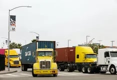 Cómo la escasez de camioneros en EE.UU. se convirtió en el mayor problema de la cadena de suministros