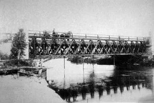 El viejo Puente Alsina. El puente fue capturado por las fuerzas de Racedo durante la mañana del día 21 de Junio.