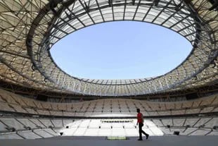 Una vista del icónico estadio de Lusail, donde los fanáticos podrán estar desde el 21 de noviembre cuando comience la Copa del Mundo de Qatar