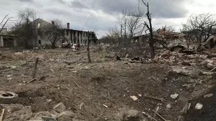 Algunos vecindarios de Chernígov quedaron arrasados