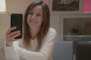 La actriz Marta Etura, en un fotograma del documental 'Like / dislike'.