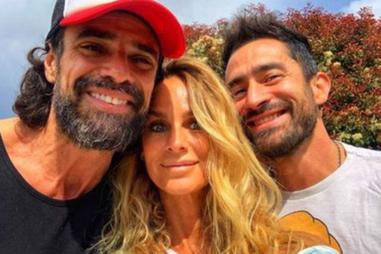 Sabrina Rojas y su posteo en Instagram junto a su actual y su ex, Luciano Castro.