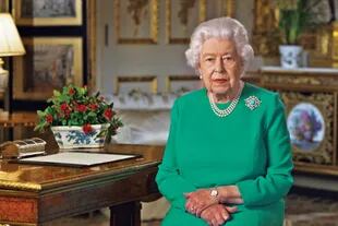 La reina Isabel II se encuentra “bajo supervisión” de sus médicos (Foto: Buckingham Palace via Getty Images)