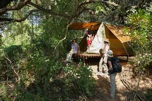 El nuevo camping La Fidelidad, a orillas del Río Bermejo, dentro del Parque Nacional. Es de acceso gratuito, aunque también alquilan carpas equipadas; hay baños y restaurante