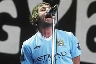 Liam Gallagher, fanático del Manchester City, despidió al Kun Agüero