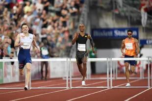 A los 25 años, el noruego Karsten Warholm llega como firme candidato para los 400 metros con vallas en los Olímpicos de Tokio
