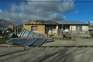Impactantes imágenes del temporal de viento que causó estragos en la Patagonia
