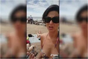 “La Cheta de Nordelta” es furor en TikTok por los divertidos videos de los usuarios desde la playa