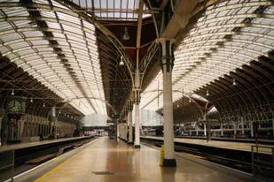 Gran Bretaña, sin trenes: los ferroviarios inician la mayor huelga en más de 30 años