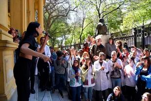 Al menos doce escuelas de la Ciudad de Buenos Aires permanecían tomadas por sus estudiantes