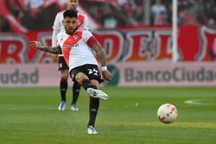 Enzo Pérez apenas pudo jugar 20 minutos ante Independiente, pero se recuperó del golpe y será titular ante Newell's