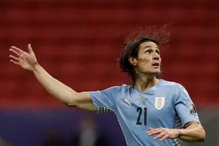 Ante la Argentina, Uruguay falló mucho en la definición y extraño a Edinson Cavani. El atacante de Manchester United padece una molestia en un tendón
