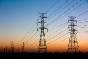 El Gobierno aumentó las tarifas de muchas distribuidoras de energía eléctrica y de gas en un 20%