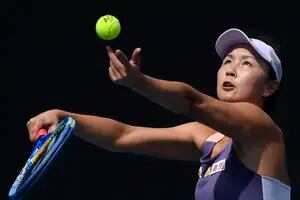 Una denuncia por agresión sexual que no se resolvió y muchas dudas: por qué vuelve el tenis femenino a China
