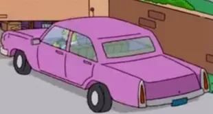 El auto rosa de la familia Simpson