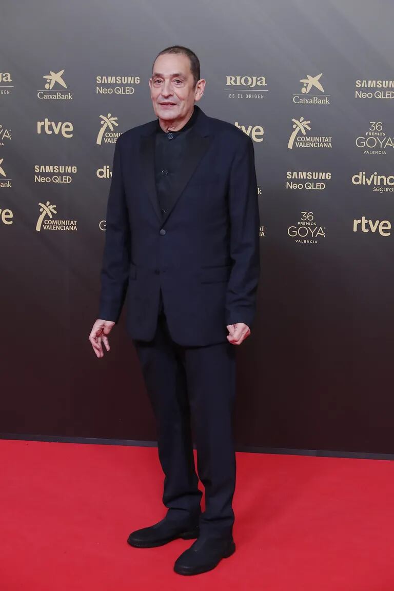 Agustí Villalonga en la alfombra roja de los Premios Goya 2022