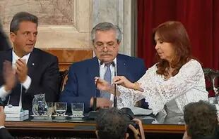 "Alberto gobierna Cristinalandia", dijo Alfredo Leuco, luego de analizar el discruso del presidente en la apertura de sesiones oredinarias del Congreso Nacional