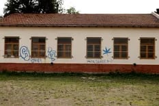 Denuncian una ola de robos a un complejo escolar a seis kilómetros de la gobernación bonaerense