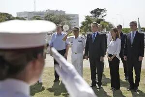 Un militar retirado acusó a Agustín Rossi de hacer fiestas en Campo de Mayo y usar helicópteros del Ejército