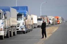 Paro de transportistas: hubo caos de tránsito, pero no mermó el ingreso de granos a los puertos