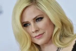 La conmovedora carta de Avril Lavigne: "Continúo luchando la batalla de mi vida"