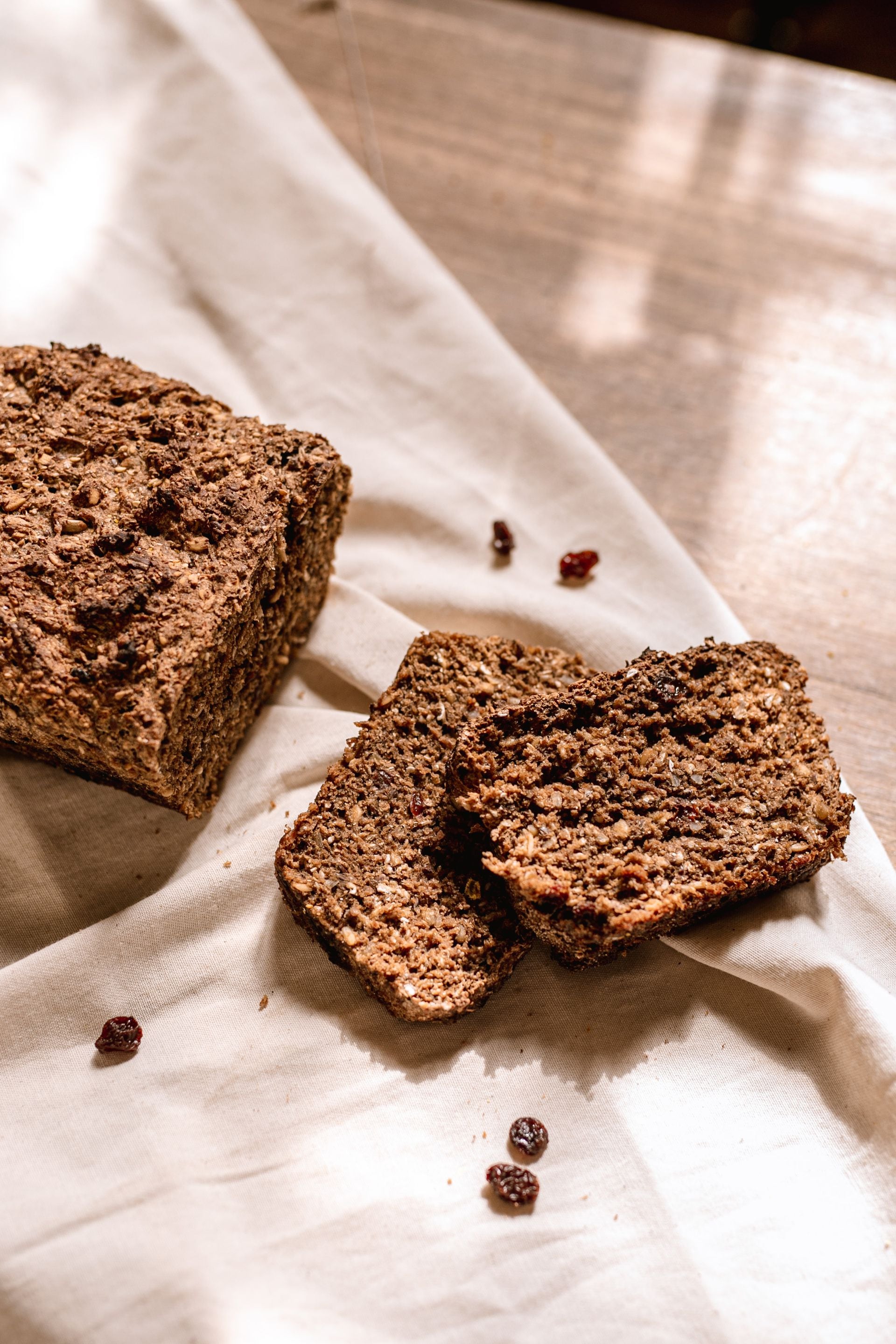 Fiel a su impronta, la de Artemisia acerca panes hechos con semillas, especias y vegetales, saludables y deliciosos a la vez.