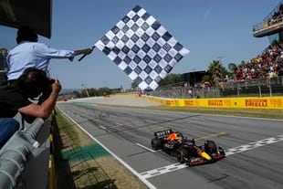 Dengan kemenangan di Grand Prix Spanyol, Max Verstappen adalah pemimpin baru Kejuaraan Dunia Pembalap Formula 1