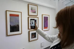 Algunos de los collages que inspiraron las pinturas exhibidas en 1974 en la galería Bonino