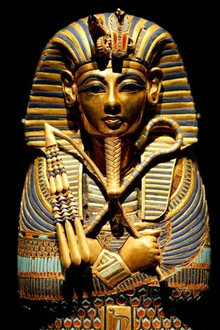 La majestuosa máscara mortuoria de Tutankamón