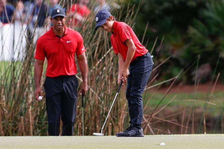 Tiger Woods volvió a jugar junto a su hijo: los 11 birdies seguidos y qué dijo el ex número 1