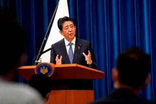 Shinzo Abe renunció en 2020 por problemas de salud.