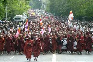Los monjes birmanos encabezaron las protestas contra el gobierno, en 2006