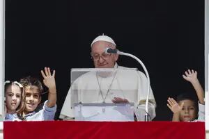 El fuerte desafío de cinco cardenales conservadores al Papa antes de un encuentro clave en el Vaticano